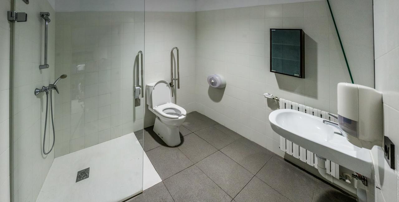 Albergue Peregrinos San Francisco De Asis Леон Экстерьер фото